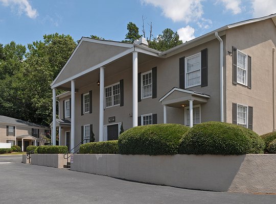 Kristopher Woods Apartments exterior view